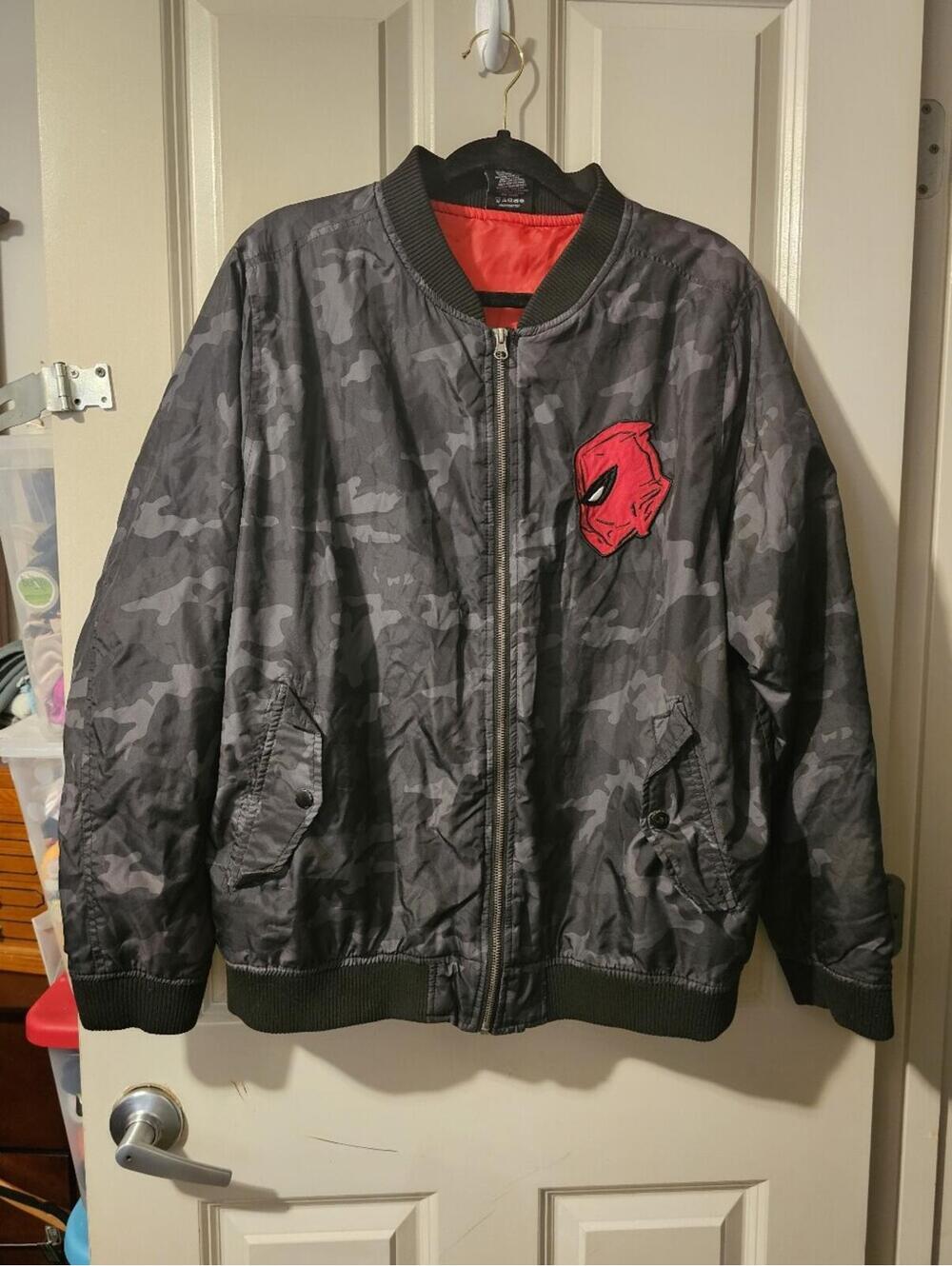 Marvel Black Gray Camo Bomber Jacket XL